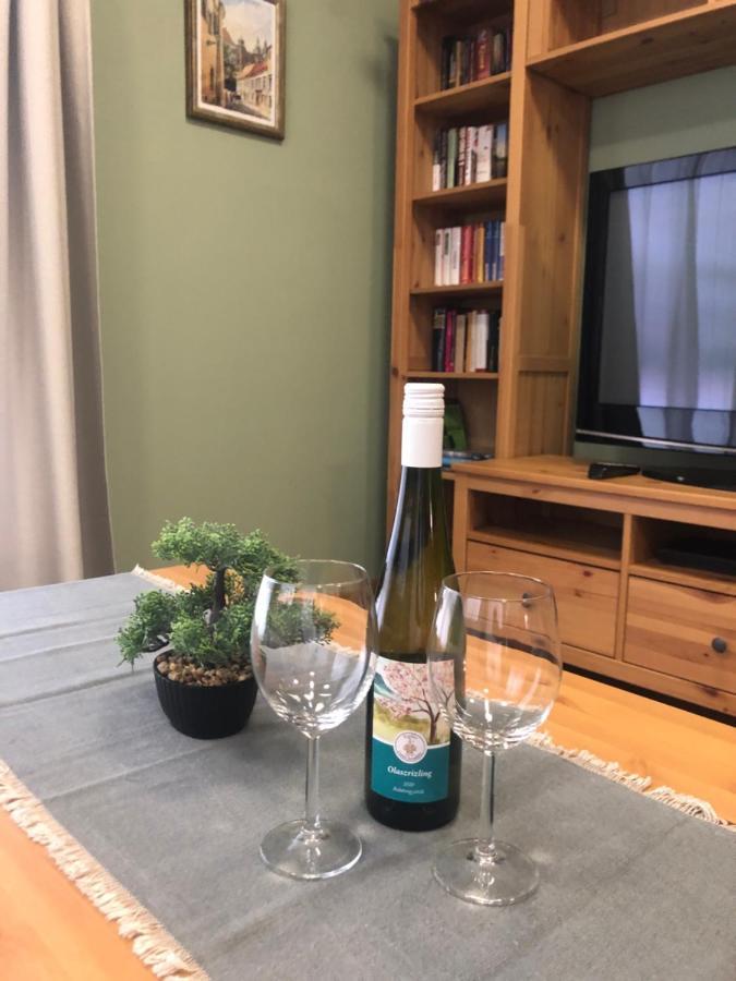 Galeria Apartmanhaz 케츨리 외부 사진