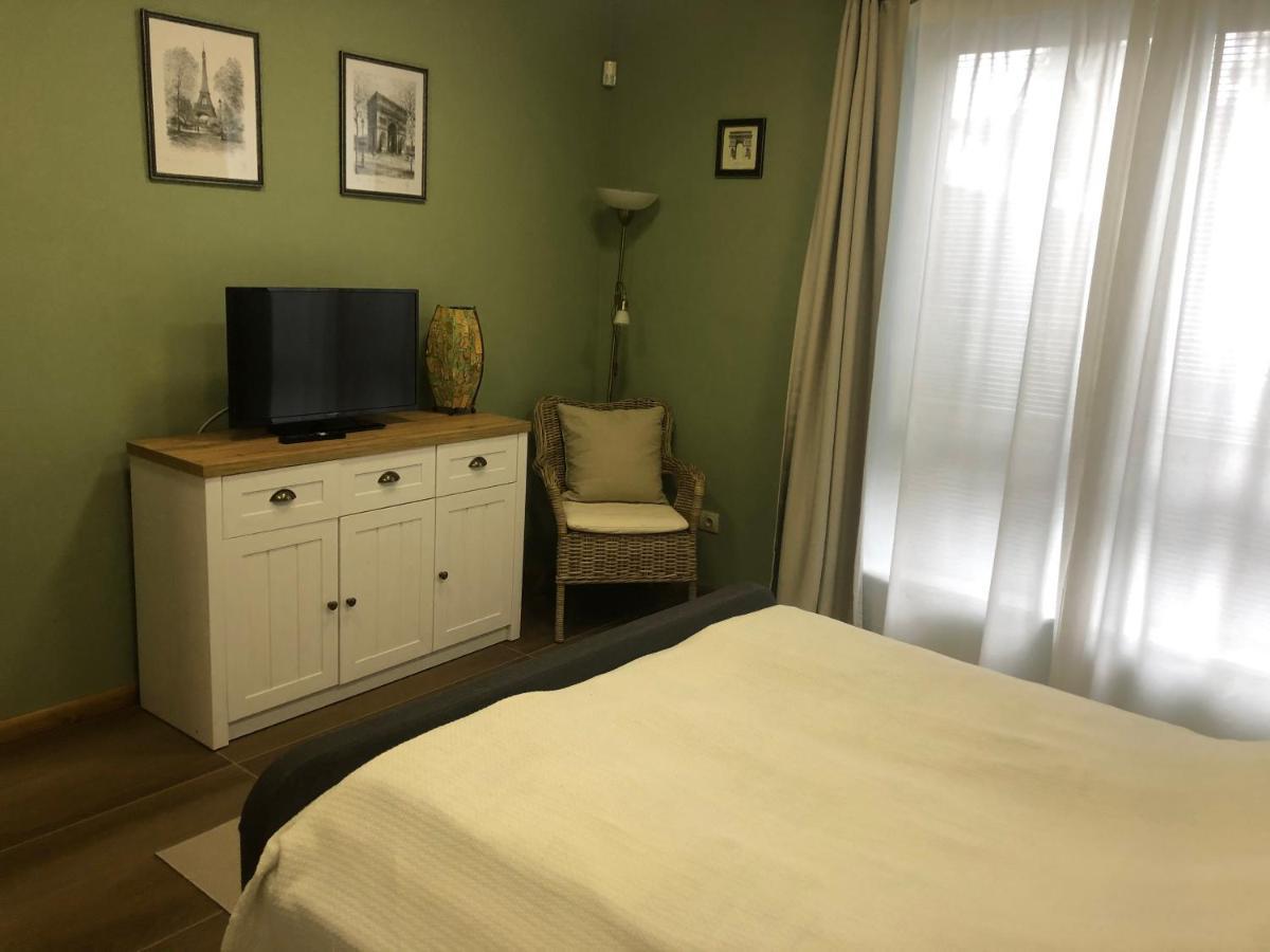 Galeria Apartmanhaz 케츨리 외부 사진