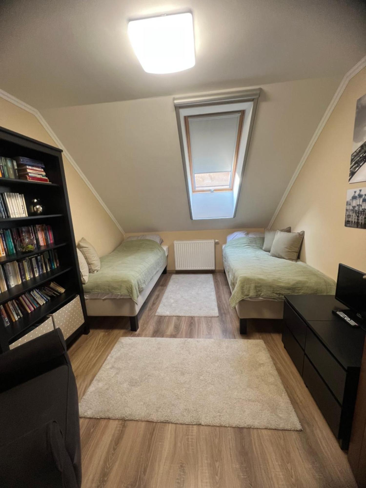 Galeria Apartmanhaz 케츨리 외부 사진