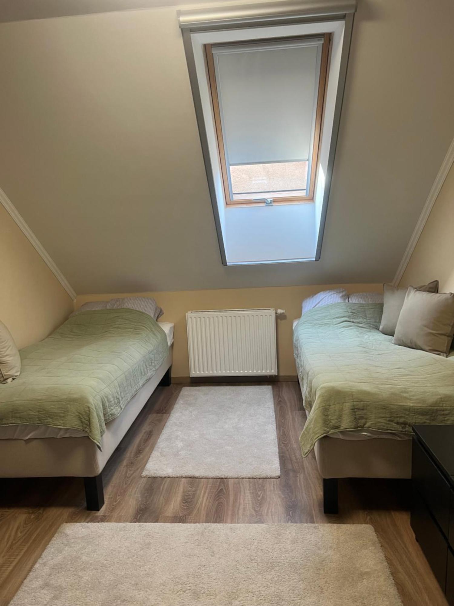 Galeria Apartmanhaz 케츨리 외부 사진